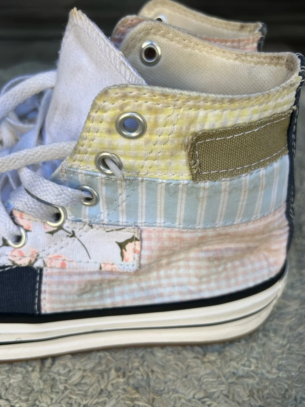 Converse patchwork hightop sneakers girls size 2  Pink blue